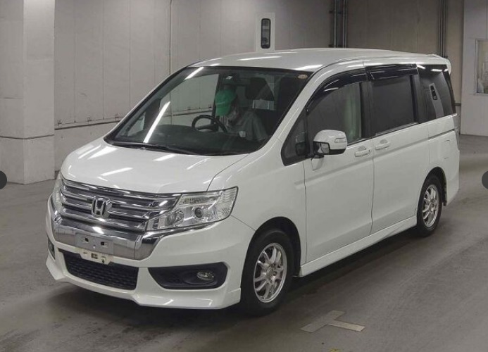 2013 Honda Stepwagon Spada